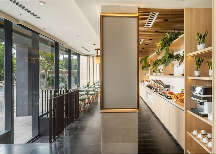 酒店 Livvo Lumm 4*