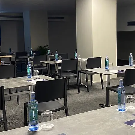 Livvo Lumm Szálloda 4*