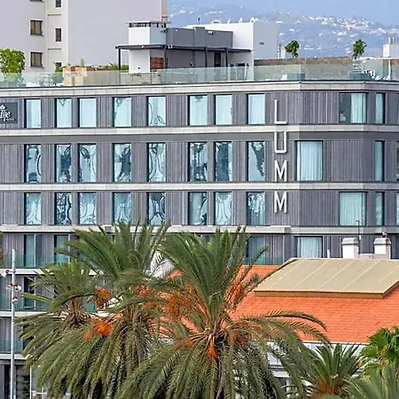 Livvo Lumm Hotel